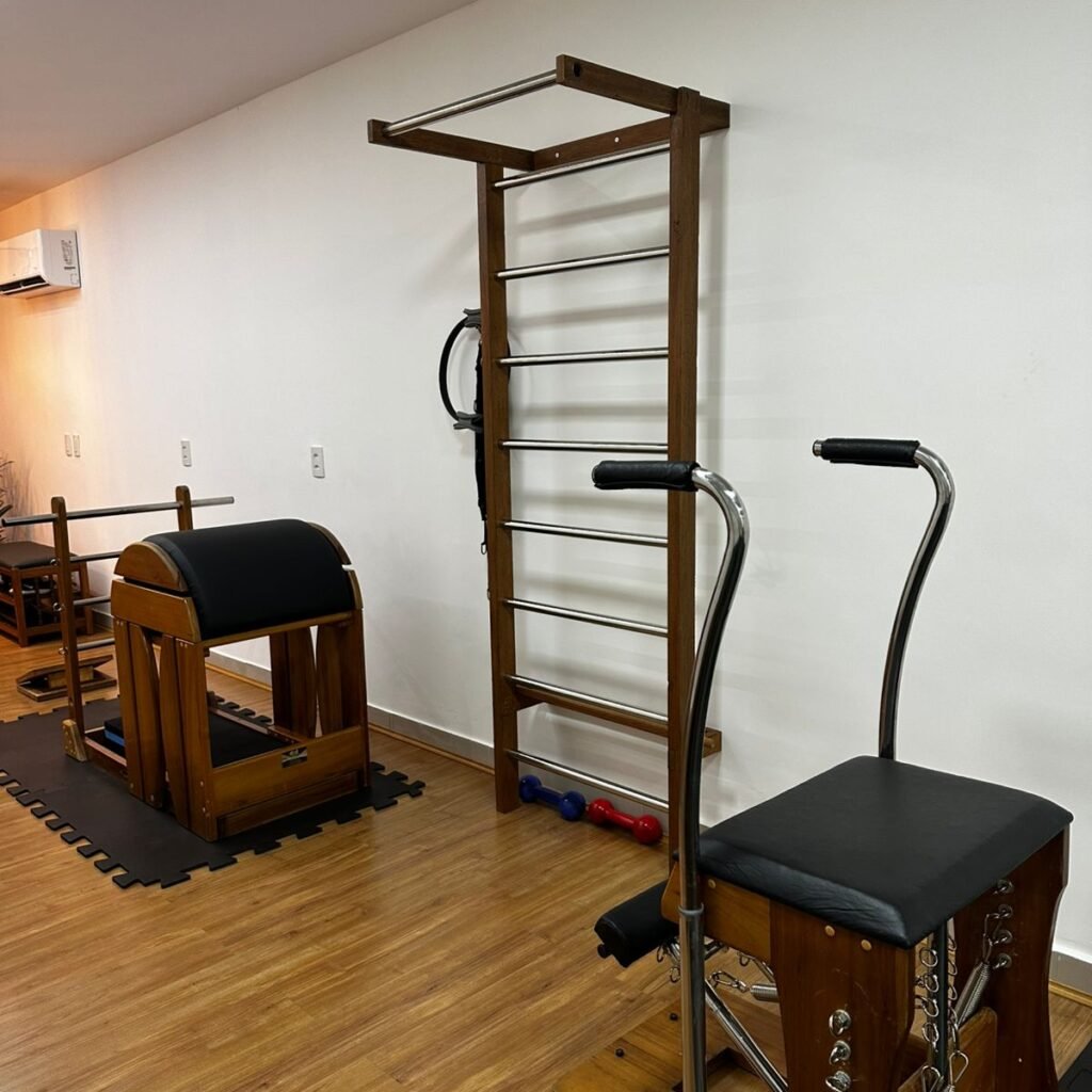 Aula de Pilates no estúdio Pleno Estar
